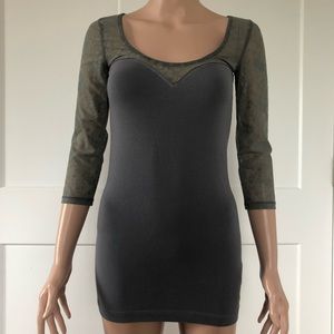 Hollister Gray Green Lace Tunic 3/4 Sleeves Blouse Fitted Top XS